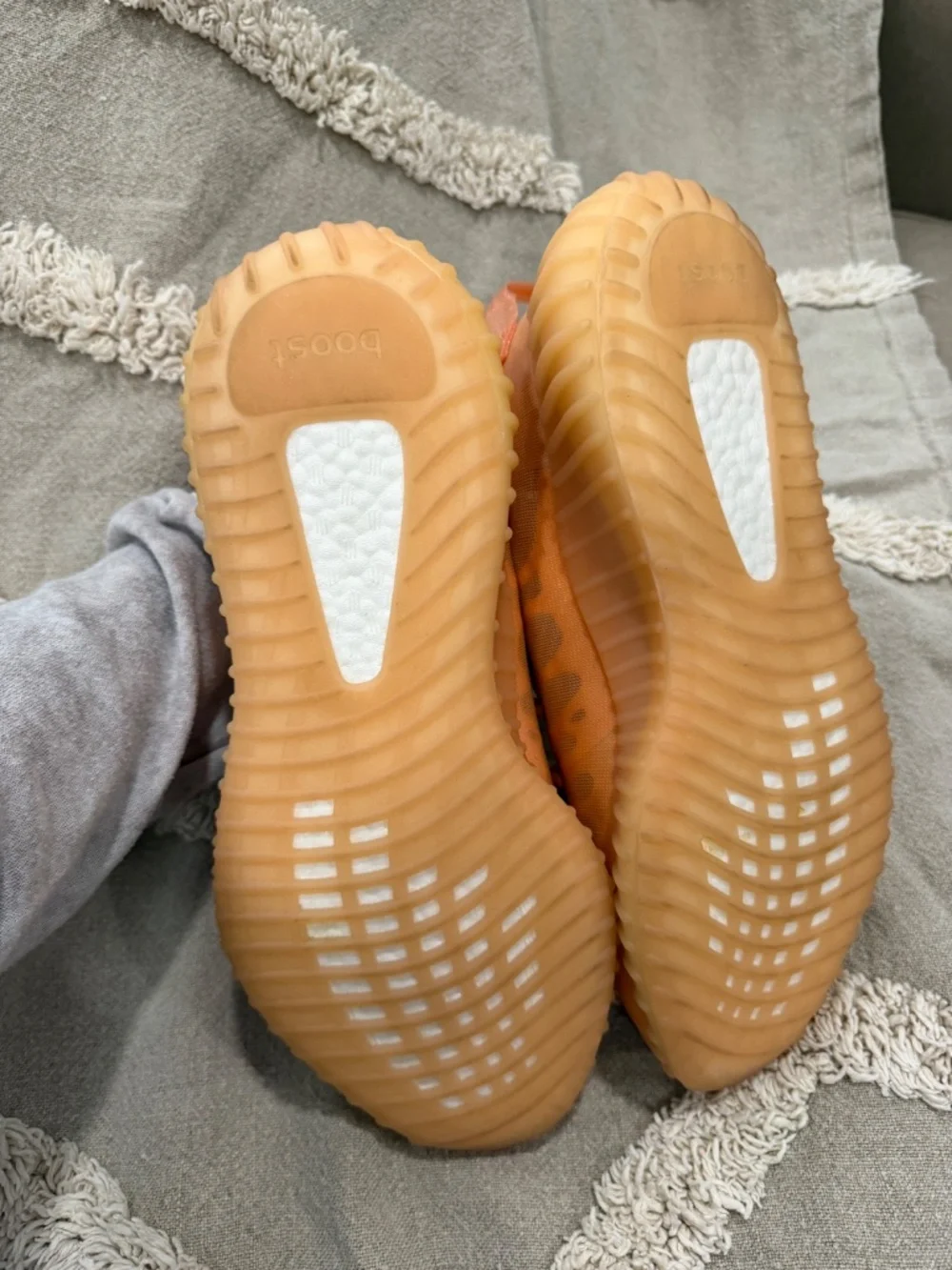Yeezy Boost 350 V2 Mono Clay SIZE 10.5
